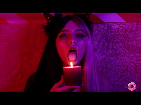 ❤️ Blowjob fiafia mai le Sexy Succubus ma le Faataunuuga o le gutu ❤❌ Na'o le porn ☑